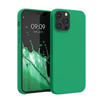 Abbildung von kwmobile Hülle kompatibel mit Apple iPhone 12 Pro Max Silikon Handy Case Handyhülle weiche Oberfläche kabelloses Laden Smaragdgrün
