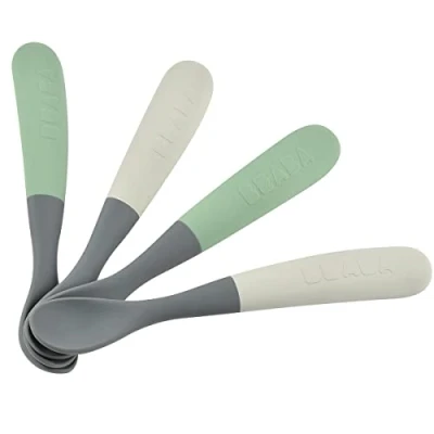 Abbildung von BÉABA, 4er Set Silikonlöffel für Babys/Kinder, Ab 4 Monaten, flexibel, abgerundete Spitze, langer und ergonomischer Griff, leicht zu greifen, mattes Silikon, keine Färbung, Salbei/Mineral