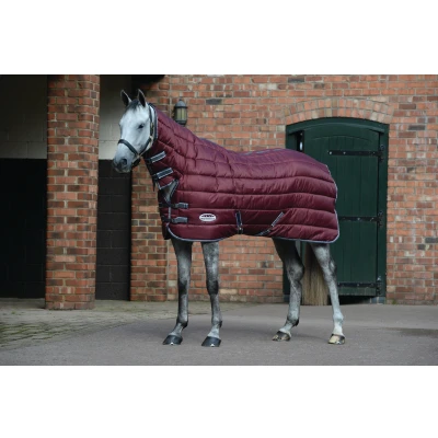 Abbildung von Weatherbeeta Stalldecke Comfitec Channel Quilt Combo Neck Heavy 210D 400g Maroon/Grau/Weiß 145/195