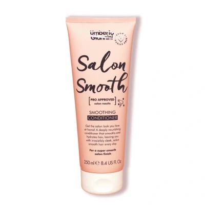 Abbildung von Umberto Giannini Salon Smooth Moisturising Conditioner 250 ml