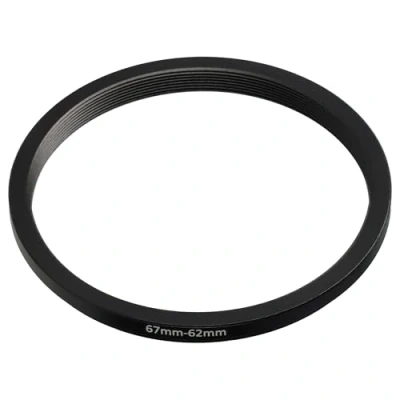Abbildung von vhbw Step Down Ring Adapter von 67 mm auf 62 für Kamera Objektiv Filteradapter, Metall, Schwarz