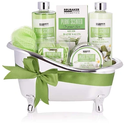 Abbildung von BRUBAKER Hautreinigungs Set Wellness Geschenkset für Frauen mit Aloe Vera Duft, 7 tlg., Beauty Dusch und Badeset Damen, Pflegeset in Deko Badewanne, Silber Grün