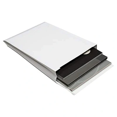 Abbildung von Blake Purely Packaging 92935 Papprückwand FAlten Versandtasche Haftklebung Weiß C4 324 x 229 X50 mm 120g/m² 125 Stück