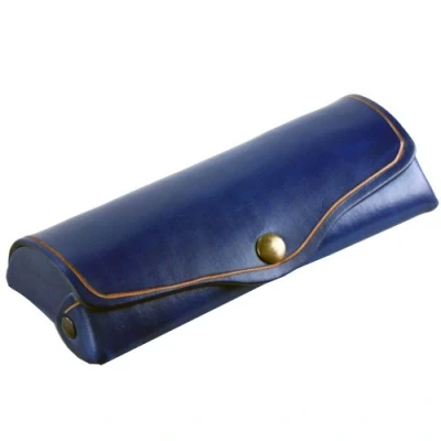 Abbildung von MIKA 28063107 Brillenetui groß aus Echt Sattel Leder Blau, Etui für Brillen und Sehhilfen, Brillenbox Damen Herren, blaue Brillenaufbewahrung, Sonnenbrillenetui ca.16 x 8 3 cm