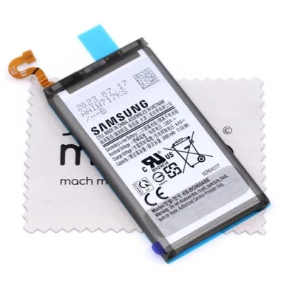 Abbildung von Akku für Samsung Original EB BG960ABE Galaxy S9 G960F mit mungoo Displayputztuch