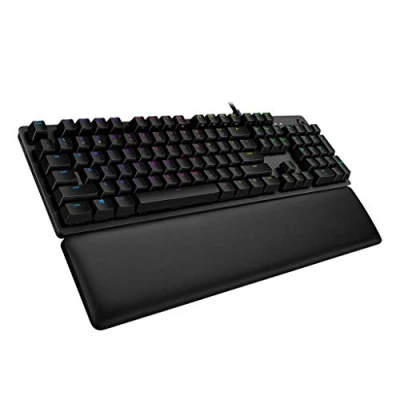 Abbildung von Logitech G513 mechanische Gaming Tastatur, GX Brown Taktile Switches, RGB Beleuchtung, USB Durchschleife, Handballenauflage mit Memory Foam, Aluminium Gehäuse, Skandinavisches Layout Schwarz