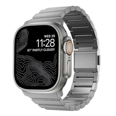 Abbildung von Nomad Apple Watch Armband Titan Silber Geeignet für Series 1 9 / SE Ultra (2) 42/44/45/49 mm