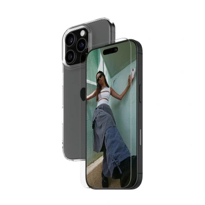 Abbildung von SAFE. by PanzerGlass® 2 in 1 Protection Schutzset für iPhone 16 Pro