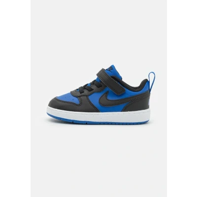 Abbildung von Nike Sportswear Court Borough Recraft Unisex Sneaker low für Kinder, Größe: 18.5, Game royal/black/white Schuhe