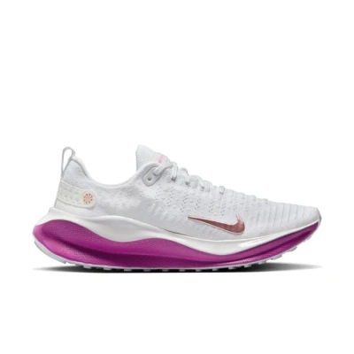 Abbildung von Nike Performance Reactx Infinity RUN 4 Laufschuh Straße, Damen, Größe: 40.5, White/hot fuchsia/metallic red bronze Textil/synthetik