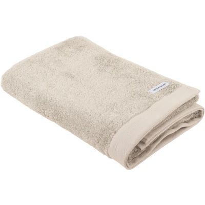 Abbildung von TOM TAILOR Duschtuch, 70x140 cm, 100% Baumwolle/ Frottier, mit zwei Aufhängern und Label Logo, COLOR BATH TOWEL Beige (Sunny Sand)