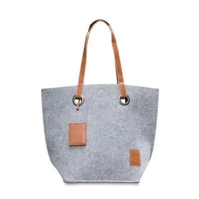 Abbildung von KNIT FACTORY Tess Shopper Große Tasche für Damen Schultertasche aus Dicken Filz 50x40 cm Hochwertige Qualität Grau