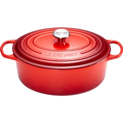 Abbildung von Le Creuset Signature Gusseisen Bräter mit Deckel, Ø 40 cm, Oval, Für alle Herdarten und Induktion geeignet, Volumen: 13,9 l, 10,025 kg, Kirschrot, 21178400602430