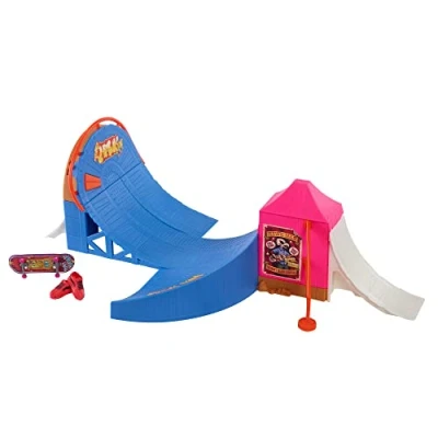 Abbildung von Hot Wheels Skate Vergnügungspark Skateset Fingerboard &amp; Skateschuhe, mit 360 Grad Action, Stunt Hindernissen, aktivierbaren Geräuschen und erweiterbarem Skatepark, für Kinder ab 5 Jahren, HGT95