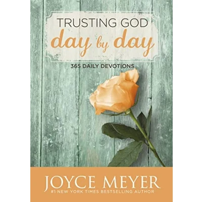 Abbildung von Trusting God Day by Day: 365 Daily Devotions