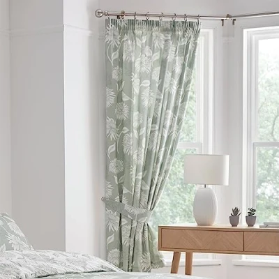 Abbildung von Dreams &amp; Drapes Design Chrysanthemen Vorhänge mit Bleistiftfalten, Raffhaltern, 168 x 183 cm, Grün, 2 Stück