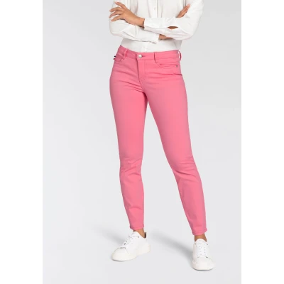 Abbildung von HECHTER PARIS 5 Pocket Hose, in angesagter Farbe NEUE KOLLEKTION