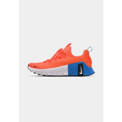 Abbildung von Nike Free Metcon 6 Herren Sneaker, Total Orange/Weiß/Fotoblau/Schwarz, 45.5 EU