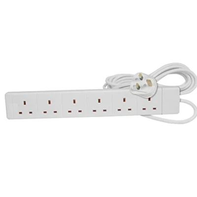 Abbildung von PRO ELEC PELB1526 6 Gang Verlängerungskabel, Weiß, 2 m