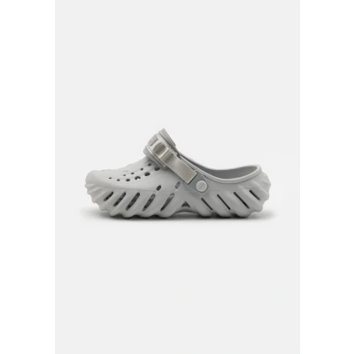 Abbildung von Crocs ECHO Unisex Pantolette flach, Größe: 39 40, Atmosphere Schuhe