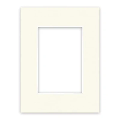 Abbildung von nielsen Conservation Passepartout Karton 2,2 mm Außenformat 18x24 cm für Bildformat 10x15 Elfenbeinweiß (Creme weiß) Glatte Oberfläche