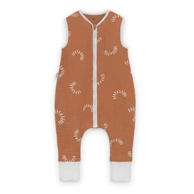 Abbildung von Ehrenkind® Baby Sommerschlafsack mit Füßen Musselin 0.5 TOG aus weicher OEKO TEX zertifizierter Bio Baumwolle Sommer Schlafsack Gr. 70 Farbe Zimt Gemustert