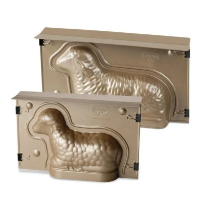 Abbildung von Dr. Oetker Backform Osterbackformen Set Goldiges Ostern, Lammform, Mini Lammform