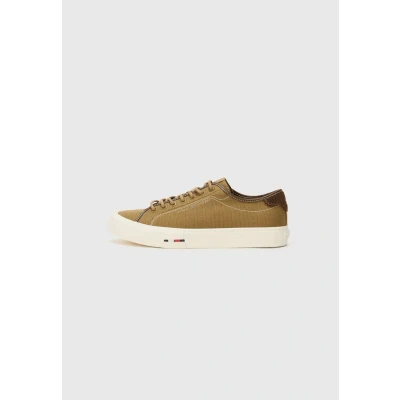 Abbildung von Tommy Hilfiger TH HI VULC Sneaker low, Herren, Größe: 40, Rooted brown Schuhe