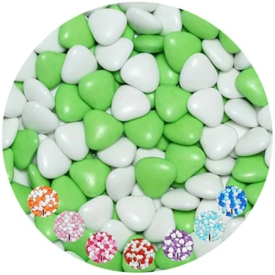 Abbildung von EinsSein 1kg Schokoherzen Dragees Mix weiss hellgrün glanz Gastgeschenke Hochzeit Taufe Kommunion Alternative zu Schokodragees Schokolinsen Hochzeitsmandeln Herz für Candy Bar Süssigkeiten