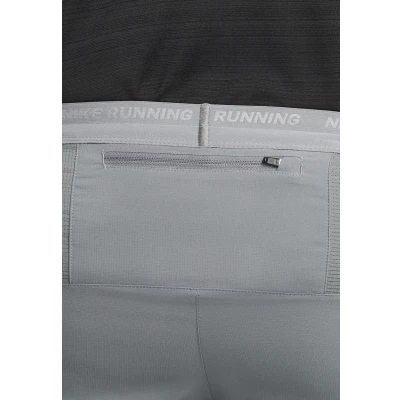 Abbildung von Nike Performance M NK DF Stride SHRT Hybrid kurze Sporthose, Herren, Größe: Small, smoke grey dark black