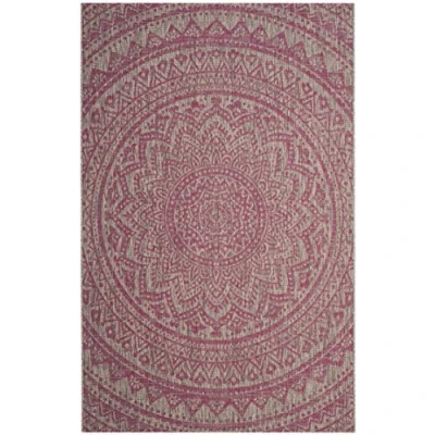 Abbildung von SAFAVIEH Zeitgenössische Teppich für Wohnzimmer, Esszimmer, Schlafzimmer Courtyard Collection, Kurzer Flor, Hellgrau und Fuchsia, 79 X 152 cm