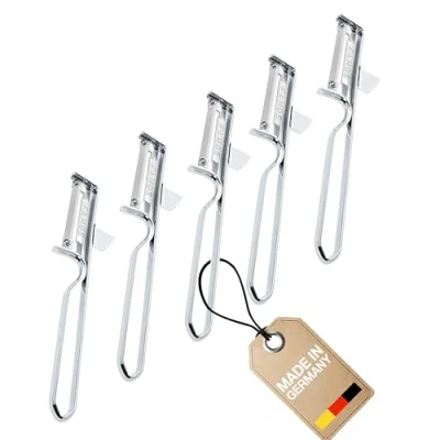 Abbildung von Westmark 5 Universal Sparschäler/Pendelschäler mit geschärftem Ausstecher, Edelstahlklinge, Famos, Metall/Verchromt, 106122E3