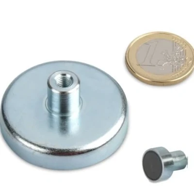 Abbildung von 5 x Ferrit Flachgreifer Ø 50,0 mm 10,0 mit Gewindebuchse M6 10 hält 22,0 kg Stück Topfmagnete Gewinde Buchse (Innengewinde)