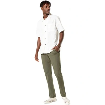 Abbildung von Dockers Herren Smart 360 Flex Alpha Slim Hose, Olive, 33W / 34L