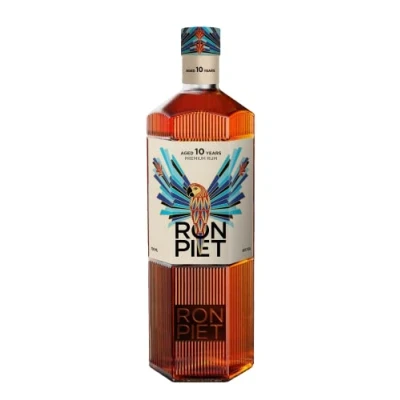Abbildung von RON PIET PREMIUM Rum 10 JahreSingle Barrel gereift im BourbonfassAus feinstem Rohzucker Produziert in Panama,abgefüllt eigener Manufaktur HamburgEinzigartige Sechskant Glasflasche0,7L