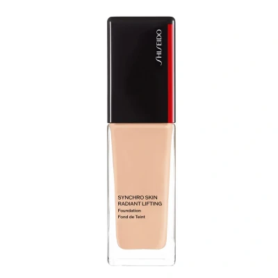 Abbildung von Shiseido Foundation Synchro Skin Radiant Lifting 150 Lace 30 ml