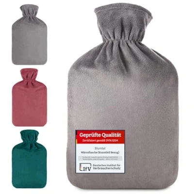 Abbildung von Blumtal Wärmflasche mit Premium Vliesbezug in Samtoptik, (aus Naturkautschuk für Kinder und Erwachsene), Auslaufsichere Bezug zur Schmerzlinderung