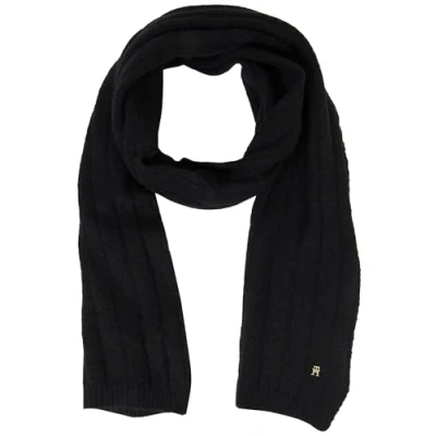 Abbildung von Tommy Hilfiger Strickschal &quot;TH TIMELESS SCARF&quot;, mit Monogramm Emblem