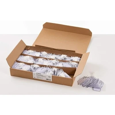 Abbildung von HERMA 6822 Warenanhänger liniert mit Faden und Splint, 1000 Stück, 40 x 50 mm, Fadenlänge 8 cm, klein, Anhängeschilder Preisetiketten aus Pappe zum Beschriften für Geschenke, Schmuck, Hang Tags, weiß