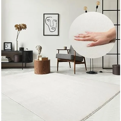 Abbildung von the carpet Relax kuscheliger Kurzflor Teppich, Anti Rutsch Unterseite, Waschbar bis 30 Grad, Super Soft, Felloptik, Creme, 160 x 220 cm