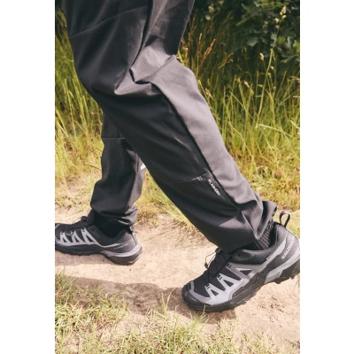 Abbildung von Salomon X Ultra 360 GTX Hikingschuh, Herren, Größe: 41 1/3, Black/magnet/quiet shade Textil/synthetik