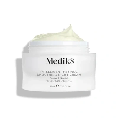 Abbildung von Medik8 Intelligent Retinol Smoothing Night Cream 50ml