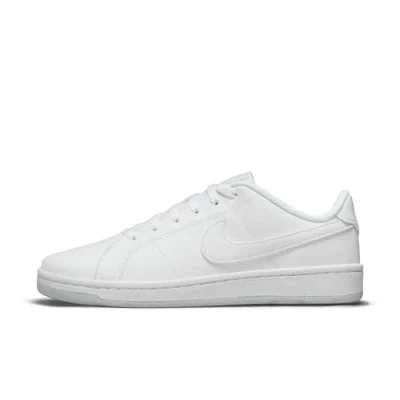 Abbildung von NIKE Sportswear WMNS Court Royale 2 BE Sneaker low, Damen, Größe: 36.5, White/white/white Lederimitat/textil
