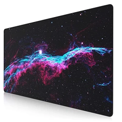 Abbildung von CSL Übergröße Mauspad Gaming Titanwolf 1200x600mm XXXL Mousepad groß Tischunterlage Large Size verbessert Präzision und Geschwindigkeit XXL für Logitech Maus Tastatur Veil Nebula