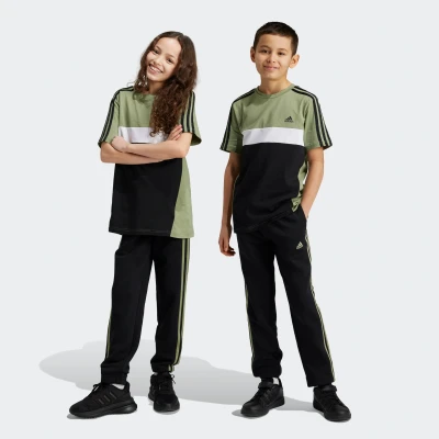 Abbildung von adidas Sportswear Sporthose ESSENTIALS 3STREIFEN FLEECEHOSE (1 tlg)