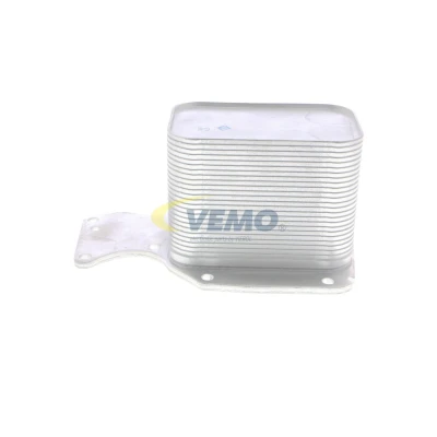 Abbildung von VEMO V20 60 0047 Ölkühler Original Qualität BMW: 5 Limousine, Touring, X3