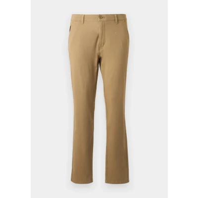 Abbildung von Dockers Ultimate SLIM Chino, Herren, Größe: 30x30, New british khaki