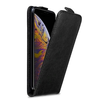 Abbildung von Cadorabo Hülle kompatibel mit Apple iPhone XS MAX Flip Design aus Premium Kunst Leder Klappbare Stoßfeste Magnetische Cover für Tasche in Schwarz
