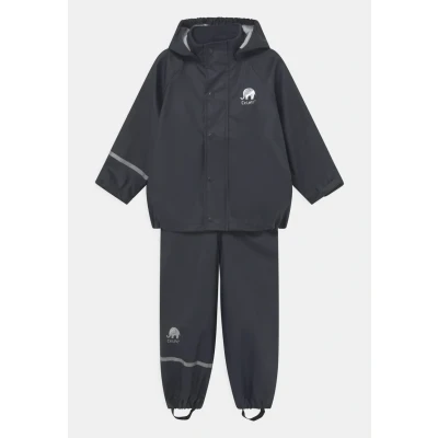Abbildung von Celavi Basic Rainwear Solid SET Unisex Regenjacke / wasserabweisende Jacke für Kinder, Größe: 92, Dark navy