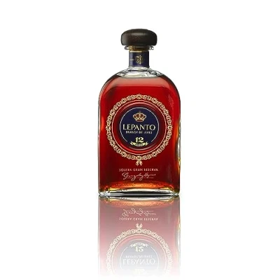 Abbildung von Lepanto, Solera Gran Reserva Brandy de Jerez, Bodega González Byass, in Geschenkverpackung (1 x 0.7 l)